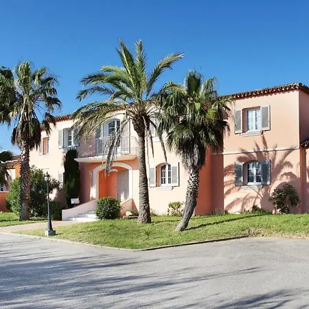C 3p7/8p La Palmeraie Resort Grimaud